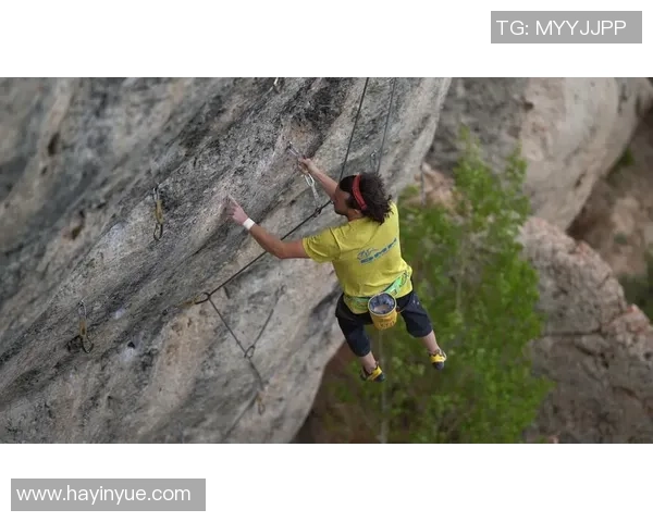 成都攀岩队进攻表现分析与战术调整建议探讨